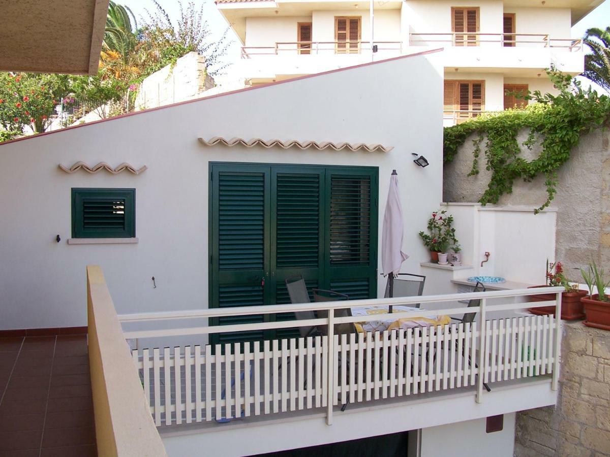 Mare Addosso Villa มารีนาดีรากูซา ภายนอก รูปภาพ