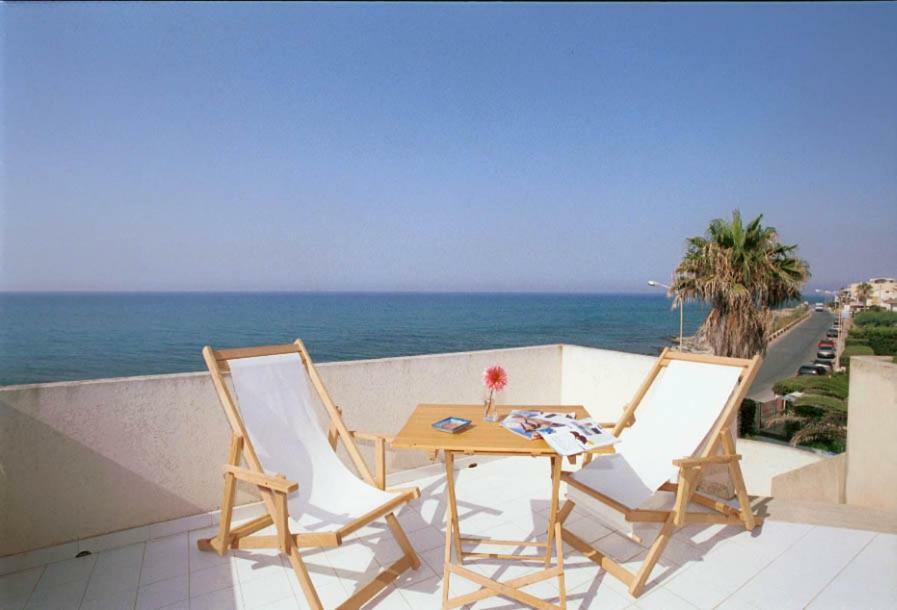 Mare Addosso Villa มารีนาดีรากูซา ภายนอก รูปภาพ